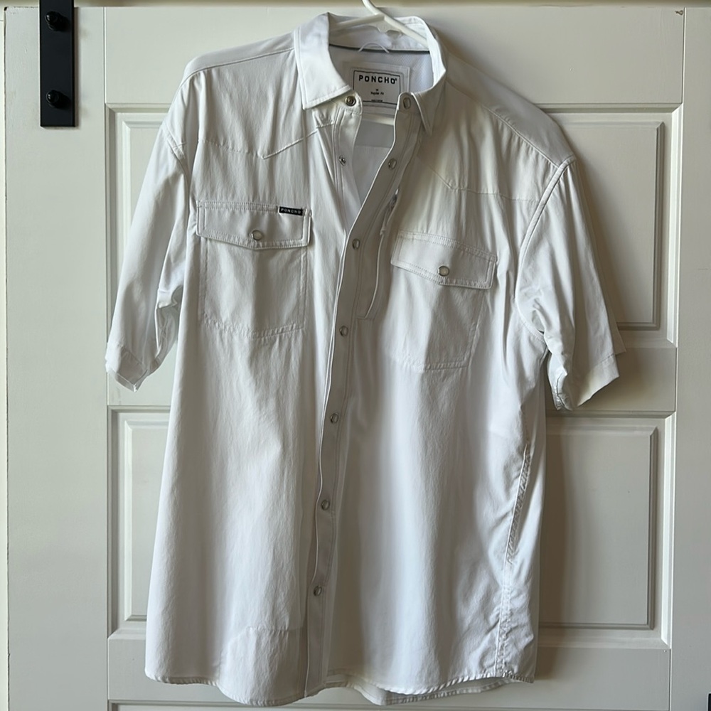 Poncho Outdoors classic western shirt, lightweight, pearl snaps. Med Regular Fit